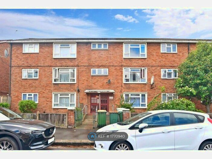 2 Bedroom Flat To Rent In Wellstead Road, London, E6