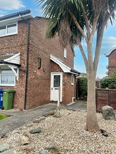 2 Bedroom Apartment To Rent In Ffordd Elan, Rhyl, LL18