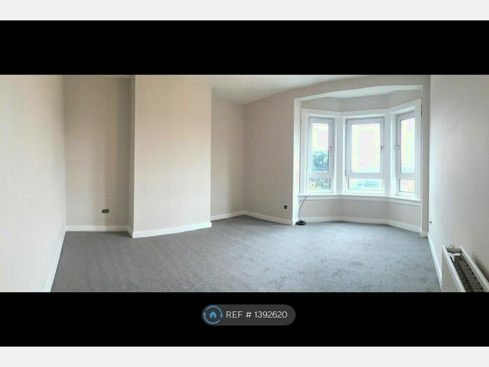 3 Bedroom Flat To Rent In Paisley Road West, Glasgow, G52