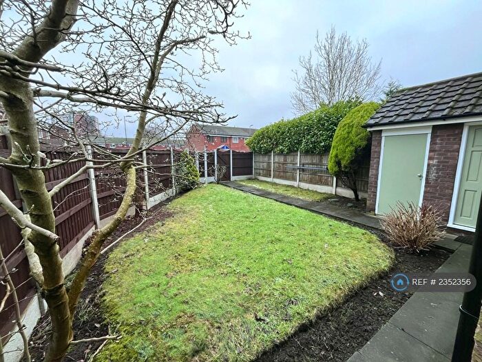 2 Bedroom Terraced House To Rent In Craven Drive, Salford, M5