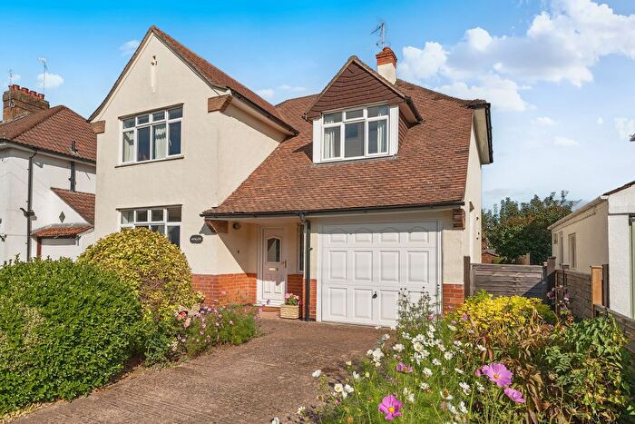 4 Bedroom Detached House For Sale In Henley Road, Taunton, TA1