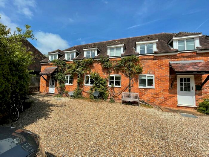 2 Bedroom Apartment To Rent In Station Road, Kintbury, Hungerford, RG17