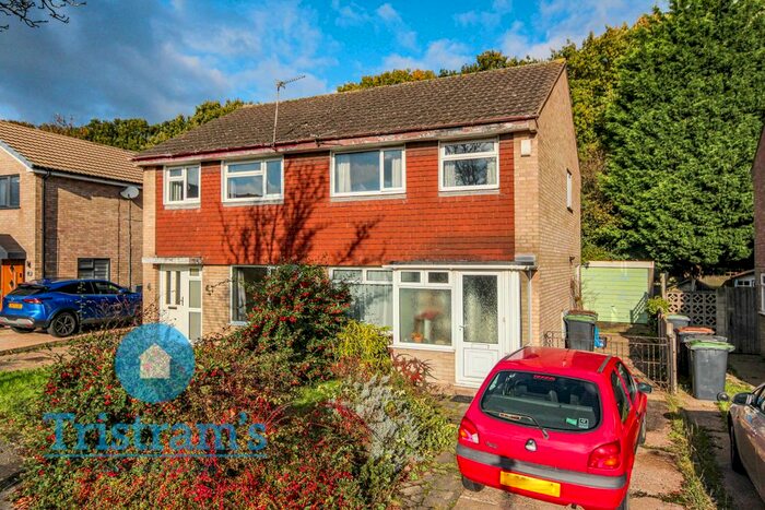 3 Bedroom Semi-Detached House To Rent In Westray Close, Bramcote, Nottingham, NG9