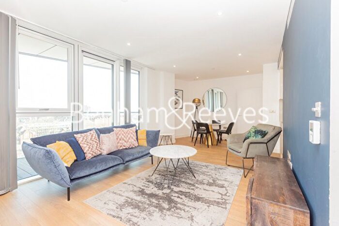 2 Bedroom Flat To Rent In Gladwin Tower, Wandsworth Road, SW8