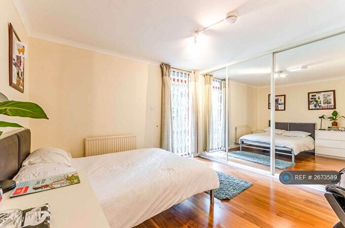 4 Bedroom Flat To Rent In Cape Yard, London, E1W