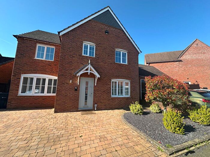 4 Bedroom Detached House To Rent In Farm House Lane, Sutton Coldfield, B75