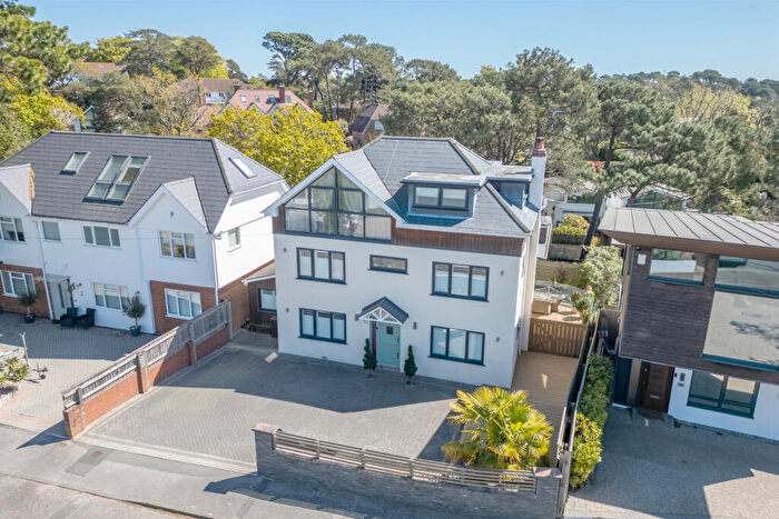 4 Bedroom Detached House For Sale In Excelsior Road, Lower Parkstone, Poole, Dorset, BH14