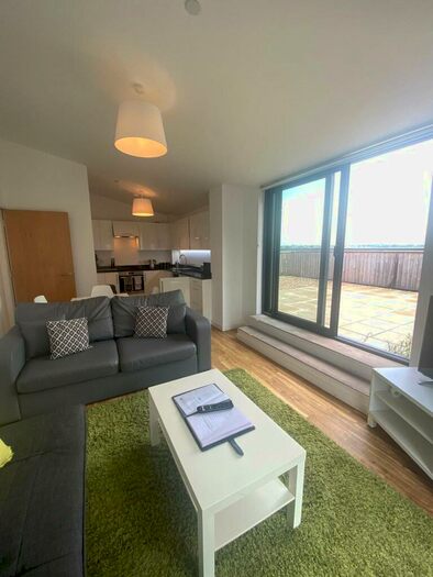 2 Bedroom Flat To Rent In Aire, Cross Green Lane, LS9