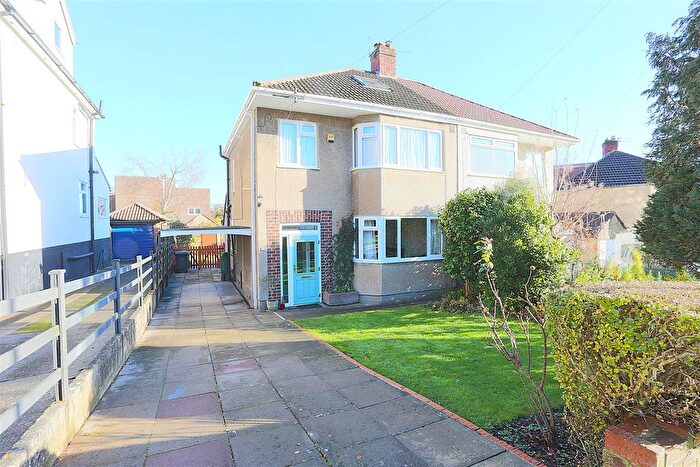 5 Bedroom Semi-Detached House For Sale In Aldercombe Road, Bristol, BS9