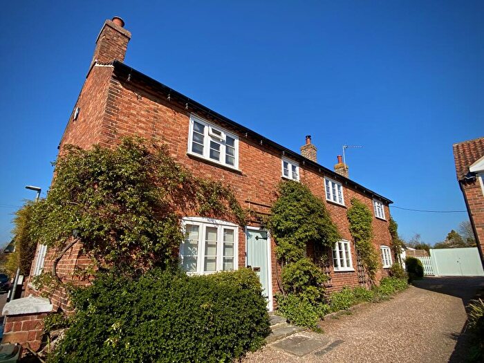 4 Bedroom Detached House For Sale In Cropwell Butler Nottinghamshire, NG12