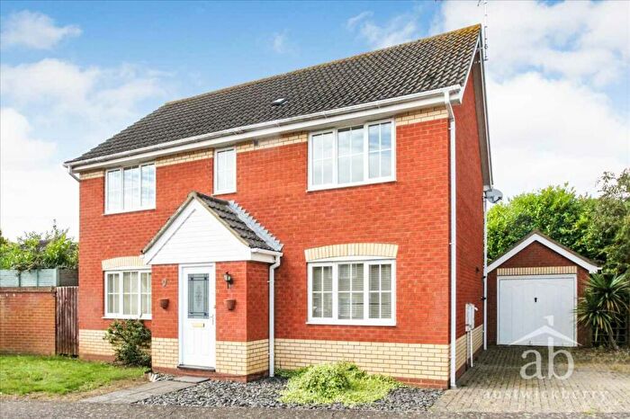 4 Bedroom Detached House To Rent In Kelvedon Drive, Ipswich, IP4