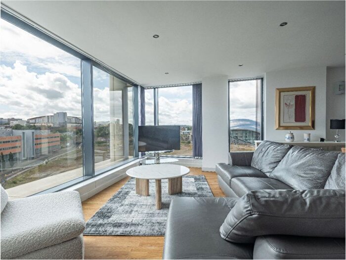 3 Bedroom Flat To Rent In Baltic Quay, Mill Road, Gateshead, Tyne And Wear, NE8