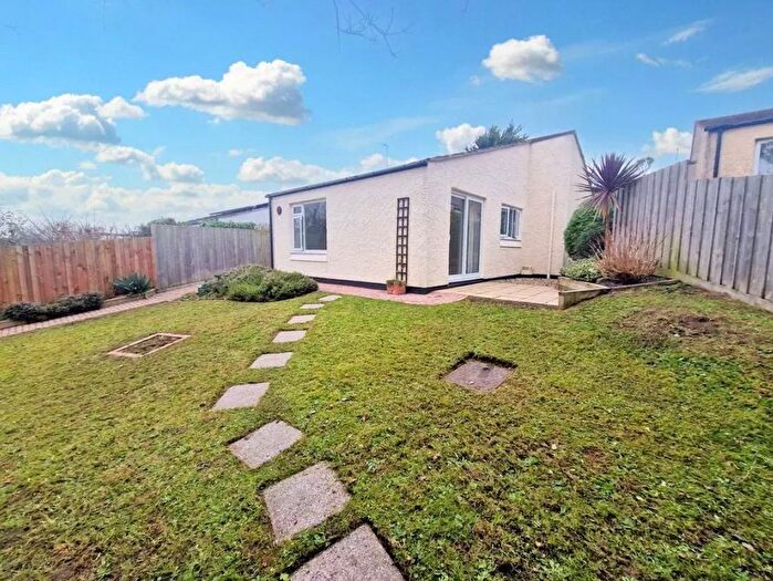 2 Bedroom Bungalow To Rent In Seawell Road, Bude, Cornwall, EX23