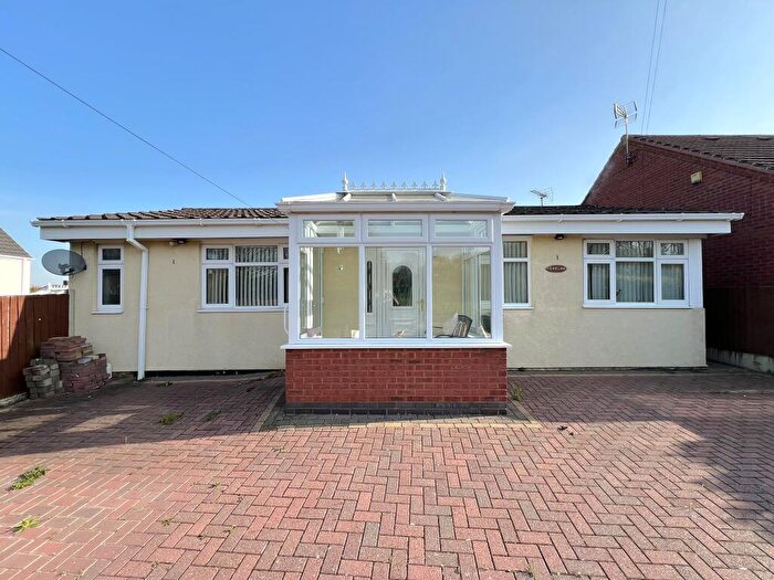 2 Bedroom Bungalow For Sale In Hollies Road, Polesworth, B78