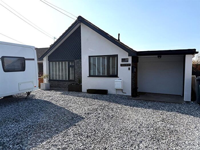 2 Bedroom Detached Bungalow For Sale In Uttoxeter Road, Hill Ridware, Rugeley, WS15
