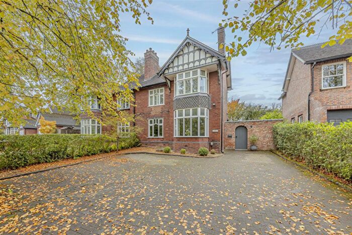 4 Bedroom Semi-Detached House For Sale In Leek Road, Stockton Brook, Staffordshire, ST9