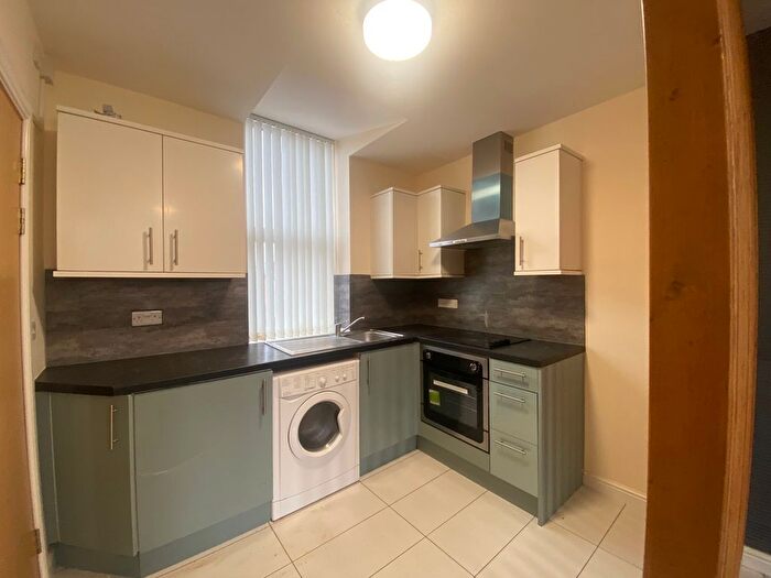 1 Bedroom Flat To Rent In Mere Road, Leicester, Leicestershire, LE5