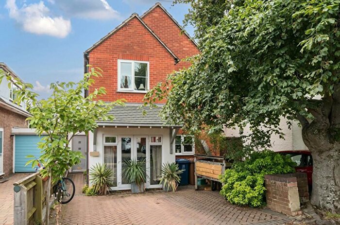 4 Bedroom Detached House For Sale In St Annes Road, Headington, OX3