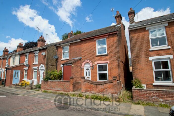 2 Bedroom Semi-Detached House To Rent In Lisle Road, Colchester, CO2