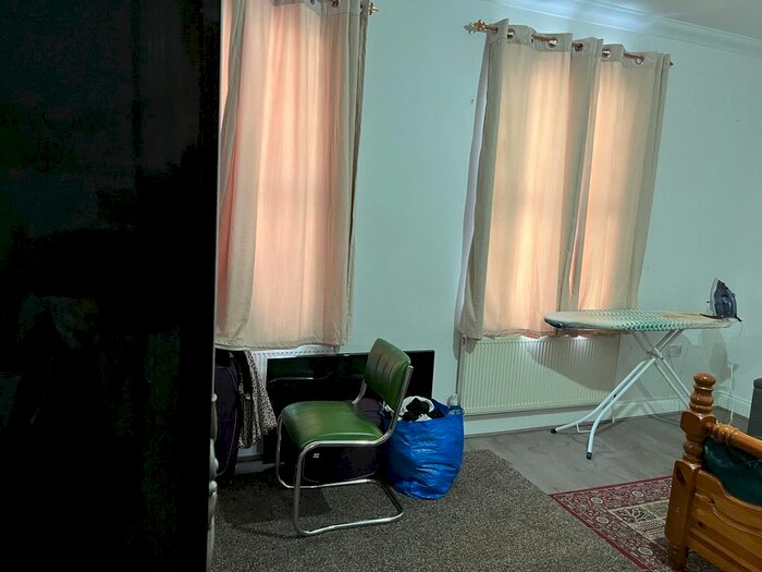 4 Bedroom Terraced House To Rent In Golfe Road, Ilford, IG1