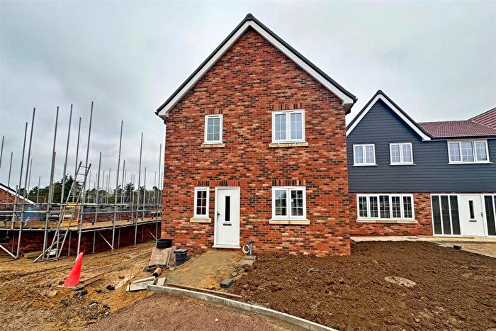 3 Bedroom Detached House For Sale In Mead Field Drive, Great Hallingbury, CM22