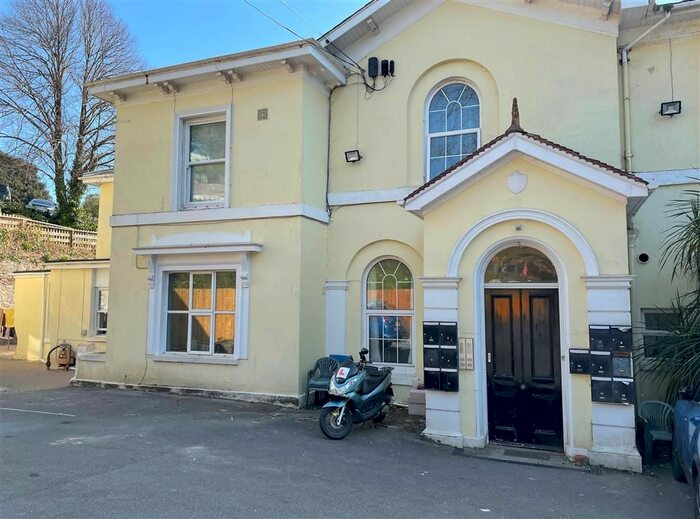 1 Bedroom Flat To Rent In Lower Warberry Road, Torquay, TQ1
