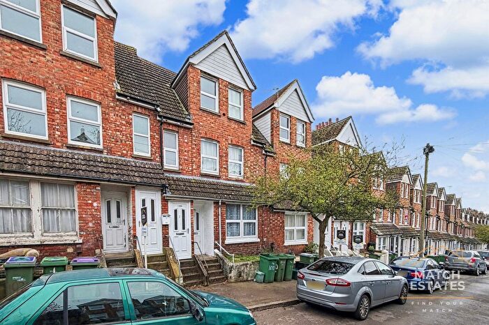 2 Bedroom Maisonette For Sale In Marshall Street, Folkestone, Kent, CT19