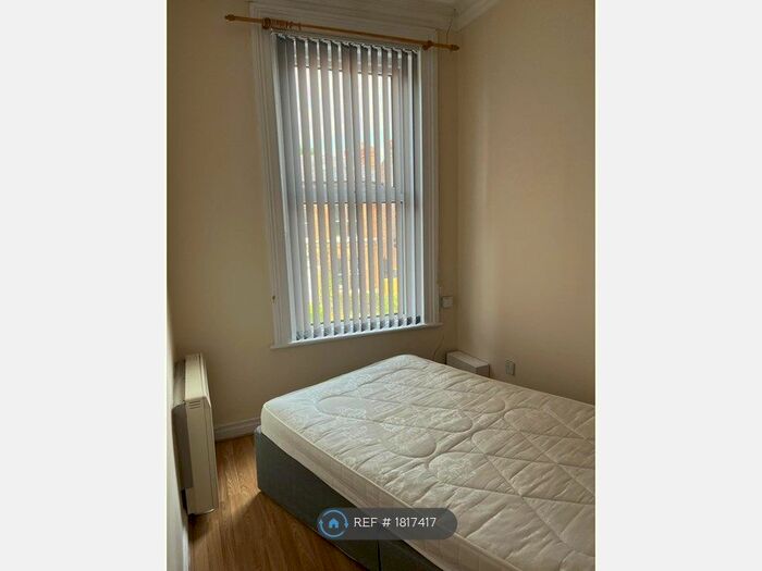 1 Bedroom Flat To Rent In Osborne Road, Manchester, M19