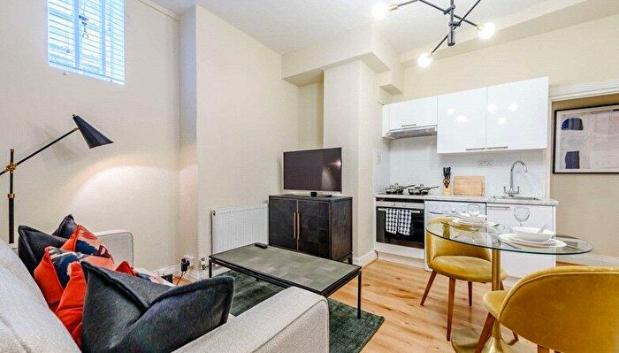 1 Bedroom Apartment To Rent In Strathmore Court, Park Road, NW8