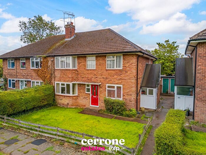 2 Bedroom Maisonette For Sale In Salters Lane, Redditch, B97
