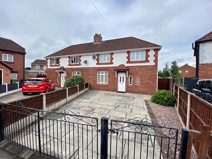 3 Bedroom Semi-Detached House For Sale In Griffiths Drive, Rudheath, CW9
