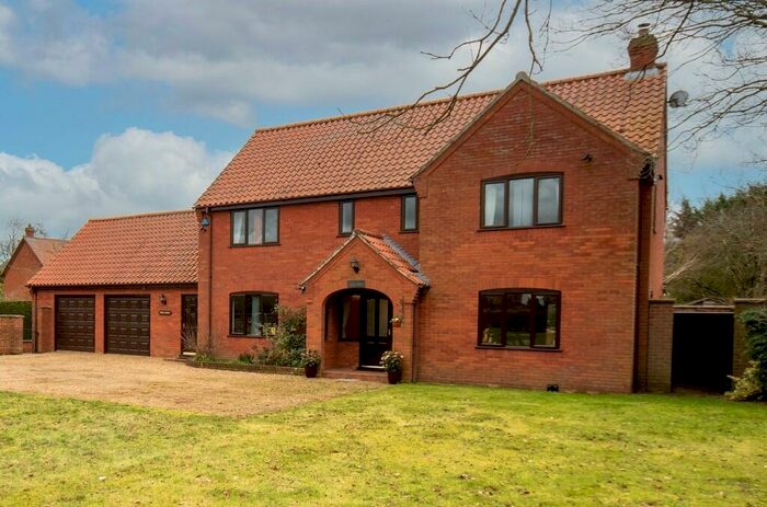 5 Bedroom Detached House For Sale In Wretham, IP24