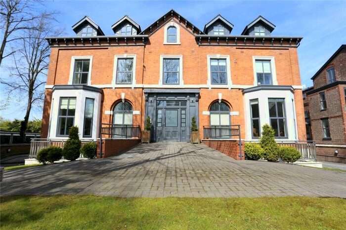 3 Bedroom Flat To Rent In The Beeches, West Didsbury, Manchester, M20