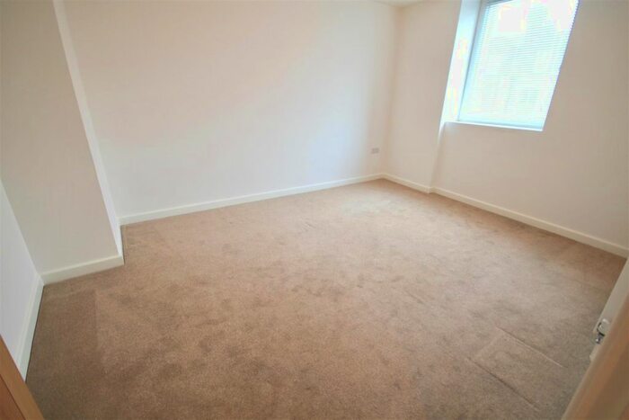 1 Bedroom Flat To Rent In London Road, Portsmouth, PO2