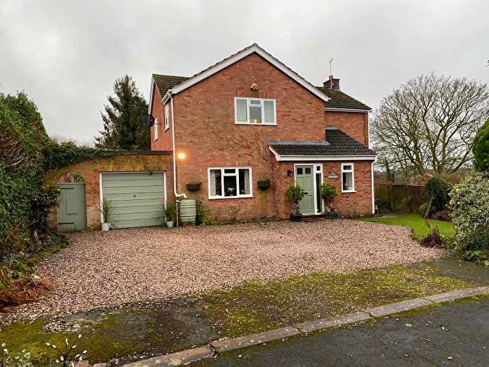 3 Bedroom Detached House To Rent In Millwood Rise, Overton-on-Dee, LL13