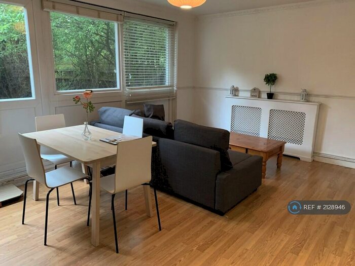 4 Bedroom Flat To Rent In Caledonia House, London, E14