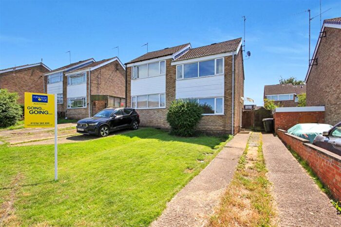 3 Bedroom Semi-Detached House For Sale In , Arkwright Road, Irchester, NN10