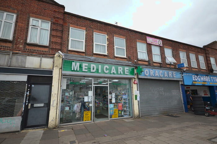 2 Bedroom Flat To Rent In Handel Parade, Whitchurch Lane, Edgware, HA8