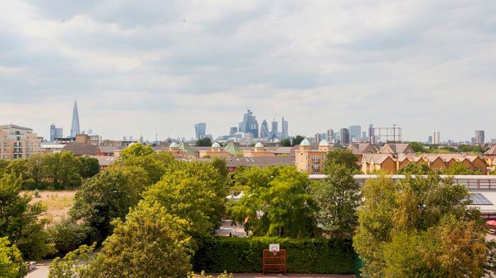 2 Bedroom Flat To Rent In Quebec Way, London, London, SE16