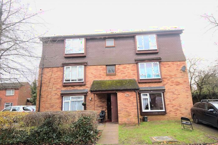 1 Bedroom Studio To Rent In Hambledon Close, Uxbridge, UB8