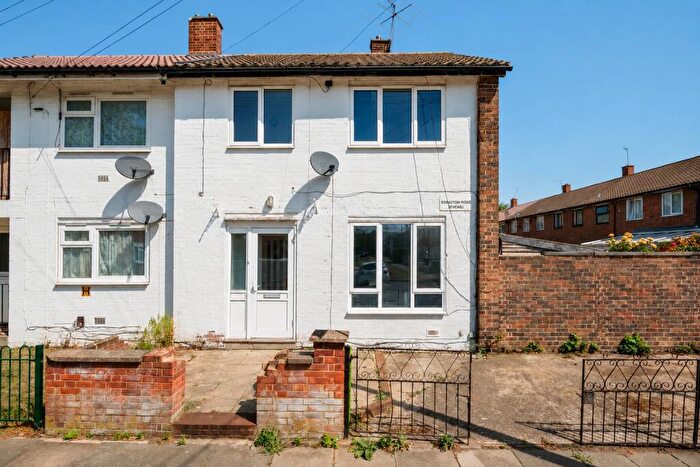 3 Bedroom End Of Terrace House For Sale In Edington Road, Abbey Wood, SE2