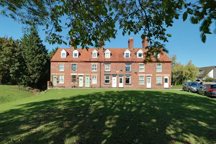 3 Bedroom End Of Terrace House For Sale In New Row, Bourne Road, Corby Glen, Grantham, Lincs, NG33