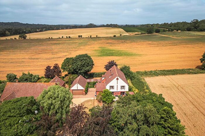 5 Bedroom Detached House For Sale In Spacious Detached Home In Ashwicken With . Acres (Stms), PE32