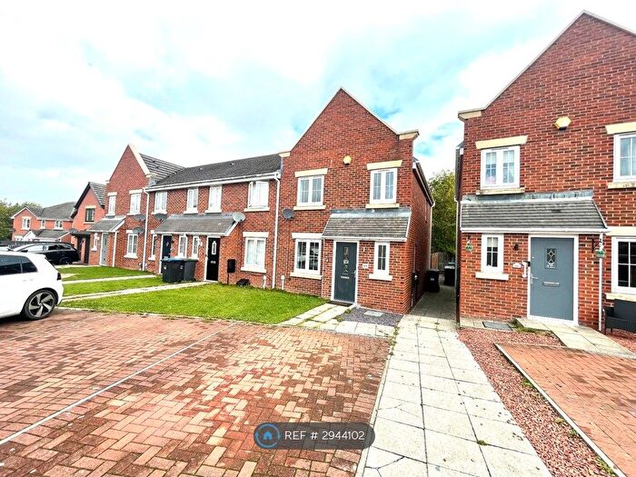 3 Bedroom End Terrace House To Rent In Arkless Grove, The Grove, Consett, DH8