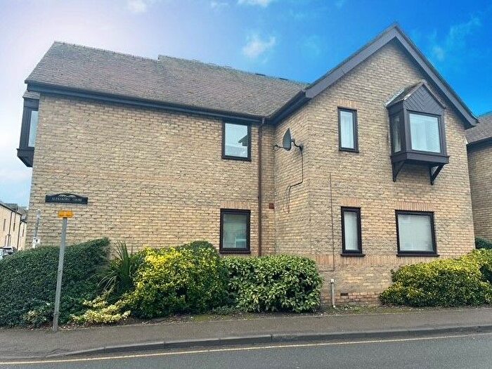 1 Bedroom Flat To Rent In East Street, St. Ives, Huntingdon, PE27