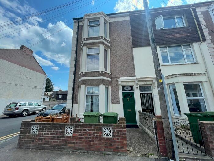 1 Bedroom Flat To Rent In Alma Road, Sheerness, ME12