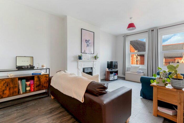 2 Bedroom Flat To Rent In Monck's Row, West Hill Road, London, SW18
