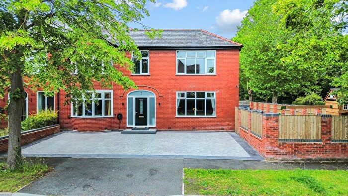 4 Bedroom Semi-Detached House To Rent In Grantham Avenue, Walton, WA4