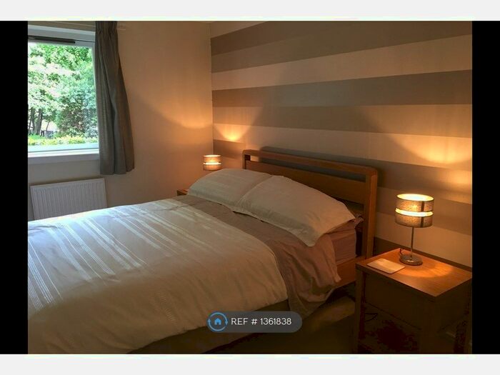 2 Bedroom Flat To Rent In Broomhill Drive, Glasgow, G11