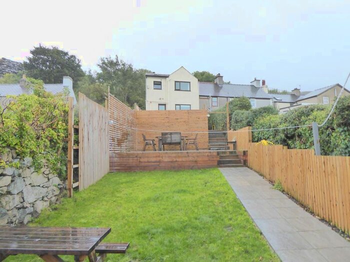3 Bedroom End Of Terrace House For Sale In Tanybwlch Road, Llanllechid, Bangor, LL57
